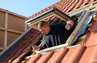 Pose de fenêtres de toit Velux à Brouchaud